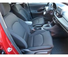 Hyundai i30 1.4 T-GDI 103kW - 12