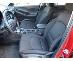 Hyundai i30 1.4 T-GDI 103kW - 16