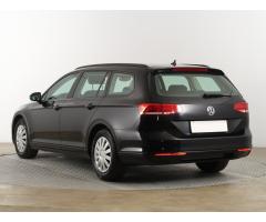 Volkswagen Passat 2.0 TDI 110kW - 5