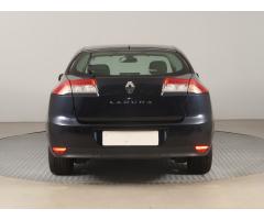 Renault Laguna 2.0 dCi 110kW - 6