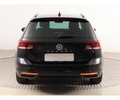 Volkswagen Passat 1.5 TSI 110kW - 6