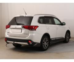 Mitsubishi Outlander 2.2 DI-D 110kW - 7