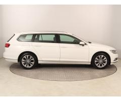 Volkswagen Passat 2.0 TDI 110kW - 8