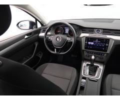 Volkswagen Passat 2.0 TDI 110kW - 9