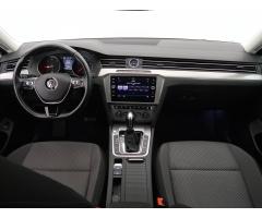 Volkswagen Passat 2.0 TDI 110kW - 10