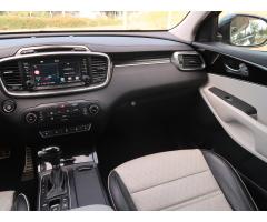 Kia Sorento 2.2 CRDi 147kW - 11