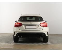 Mercedes-Benz GLA GLA 220 CDI 4MATIC 125kW - 6