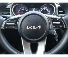 Kia Cee`d 1.5 T-GDI 118kW - 23