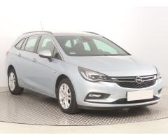 Opel Astra 1.4 T 110kW - 1