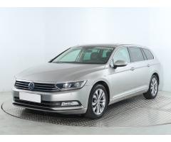 Volkswagen Passat 2.0 TDI 110kW - 3