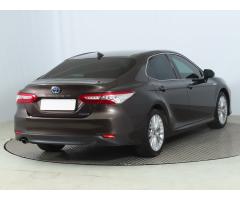 Toyota Camry 2.5 Hybrid 160kW - 7