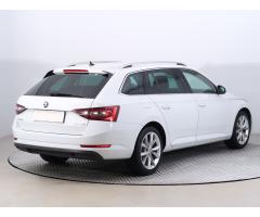 Škoda Superb 2.0 TDI 110kW - 7