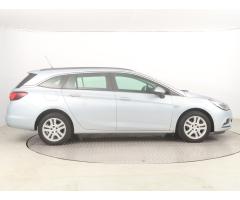 Opel Astra 1.4 T 110kW - 8