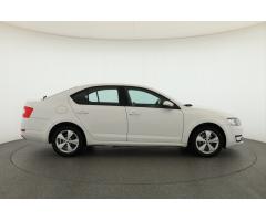 Škoda Octavia 1.8 TSI 132kW - 8