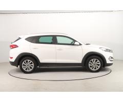 Hyundai Tucson 1.7 CRDi 85kW - 8