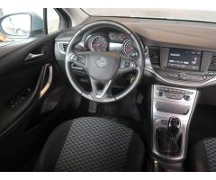 Opel Astra 1.4 T 110kW - 9