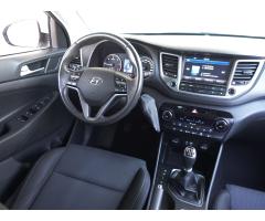 Hyundai Tucson 1.7 CRDi 85kW - 9