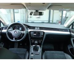 Volkswagen Passat 2.0 TDI 110kW - 10