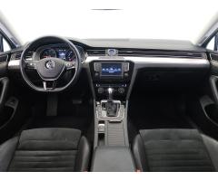 Volkswagen Passat 2.0 TDI 110kW - 10