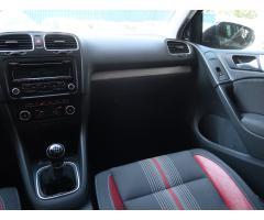 Volkswagen Golf 1.2 TSI 77kW - 11