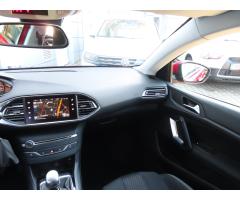 Peugeot 308 1.6 BlueHDi 88kW - 11