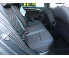 Volkswagen Golf 2.0 TDI 110kW - 13