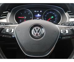 Volkswagen Passat 2.0 TDI 110kW - 24