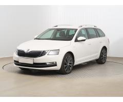 ŠKODA SUPERB COMBI 2.0TDI 140 LAURIN&K 4X4 DSG 7ST