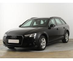 Audi A4 Avant 35 TDI S tronic DSG