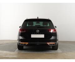 Volkswagen Passat 2.0 TDI 110kW - 6