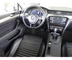 Volkswagen Passat 2.0 TDI 140kW - 9