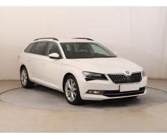 ŠKODA SUPERB COMBI 2.0TDI 140 LAURIN&K 4X4 DSG 7ST