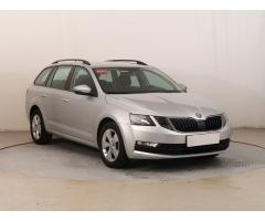 ŠKODA SUPERB COMBI 2.0TDI 140 LAURIN&K 4X4 DSG 7ST