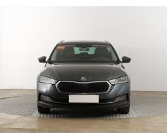 ŠKODA SUPERB COMBI 2.0TDI 140 LAURIN&K 4X4 DSG 7ST