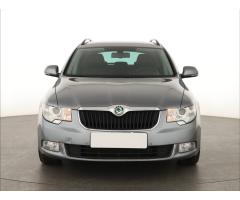 ŠKODA SUPERB COMBI 2.0TDI 140 LAURIN&K 4X4 DSG 7ST