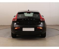 Volvo V40 2.0 T2 90kW - 6