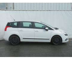 Peugeot 5008 1.6 HDi 84kW - 8