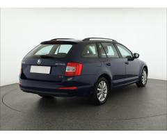 Škoda Octavia 1.6 TDI 77kW - 7