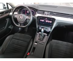 Volkswagen Passat 1.8 TSI 132kW - 9