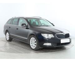 ŠKODA SUPERB COMBI 2.0TDI 140 LAURIN&K 4X4 DSG 7ST