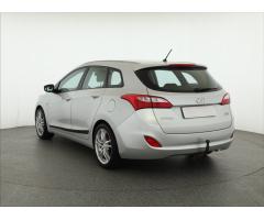 Hyundai i30 1.6 MPI 88kW - 5