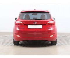 Hyundai i30 1.6 GDI 99kW - 6