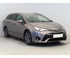 Toyota Avensis 2.0 D-4D 105kW - 1