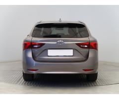 Toyota Avensis 2.0 D-4D 105kW - 6