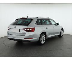 Škoda Superb 2.0 TDI 140kW - 7