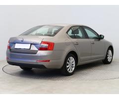 Škoda Octavia 1.2 TSI 81kW - 7