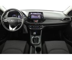 Hyundai i30 1.5 DPI 81kW - 9