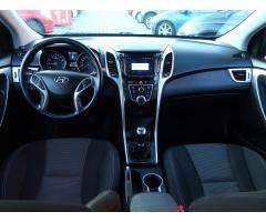 Hyundai i30 1.6 GDI 99kW - 10