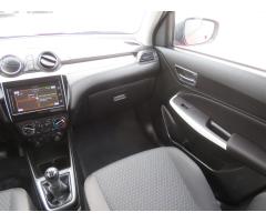 Suzuki Swift 1.2 SHVS 66kW - 11