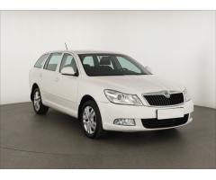 ŠKODA SUPERB COMBI 2.0TDI 140 LAURIN&K 4X4 DSG 7ST